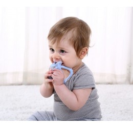 Mombella silikoninis kramtukas žaisliukas "Beždžionėlė"