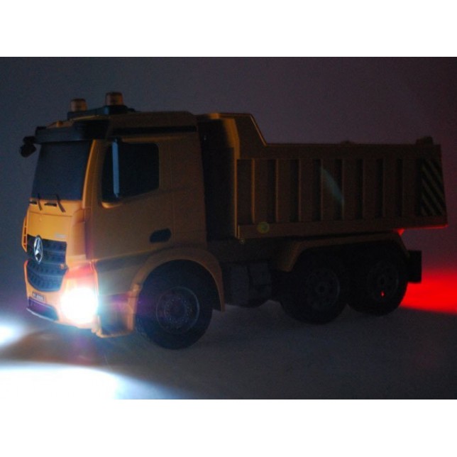RC savivartis "Mercedes"