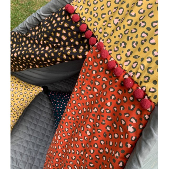 Spalvinga tipi palapinė "Leopardas"