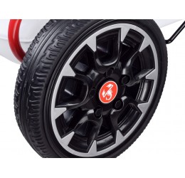 Baltos spalvos Go-kart automobilis "Abarth"