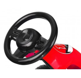 Pedalais minamas raudonas Go-kart automobilis
