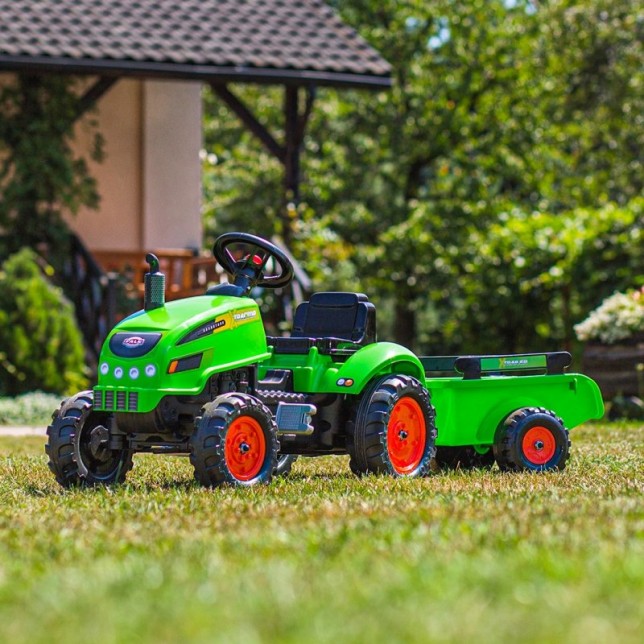 Minamas traktorius su priekaba "FALK  X Tractor"