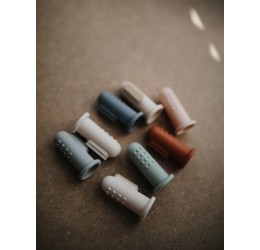 Mushie silikoninis dantų šepetėlis "Stone / Wind" (2 vnt.)