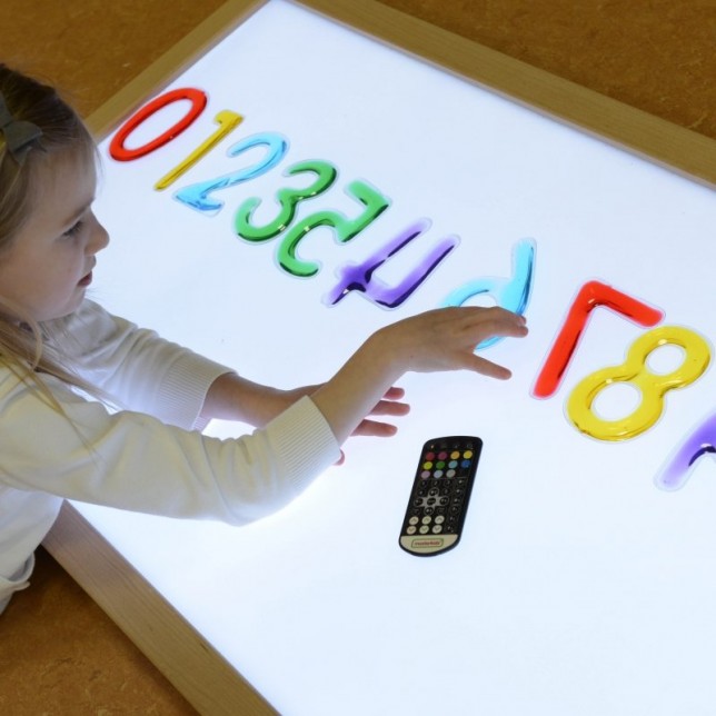 MASTERKIDZ didelių raidžių ir skaičių rinkinys