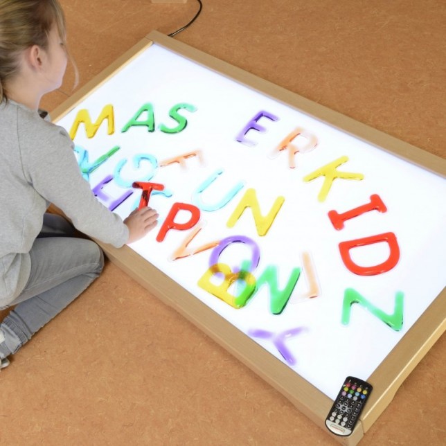 MASTERKIDZ didelių raidžių ir skaičių rinkinys