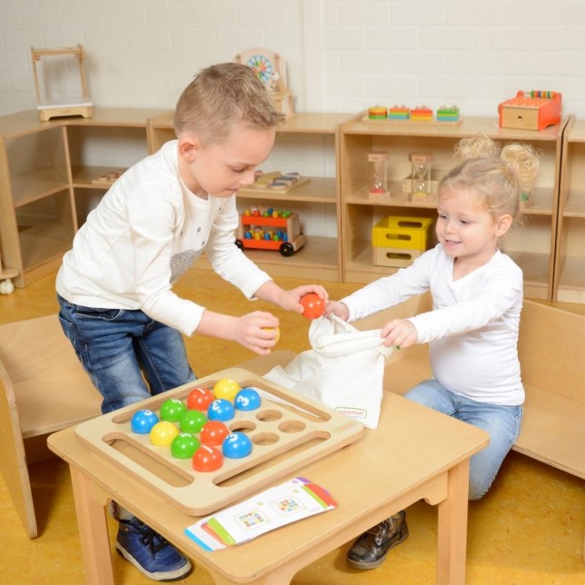 Masterkidz spalvotų kamuoliukų žaidimas