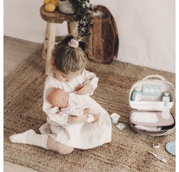 Vaikiškas kūdikio priežiūros priemonių rinkinys