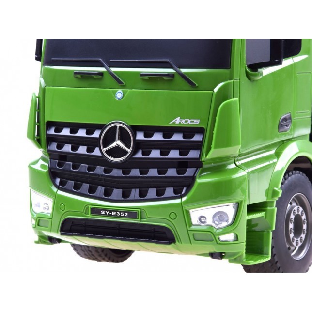 Sunkvežimis - kranas "Mercedes"