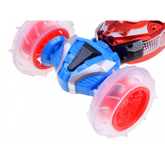 RC automobilis - akrobatas