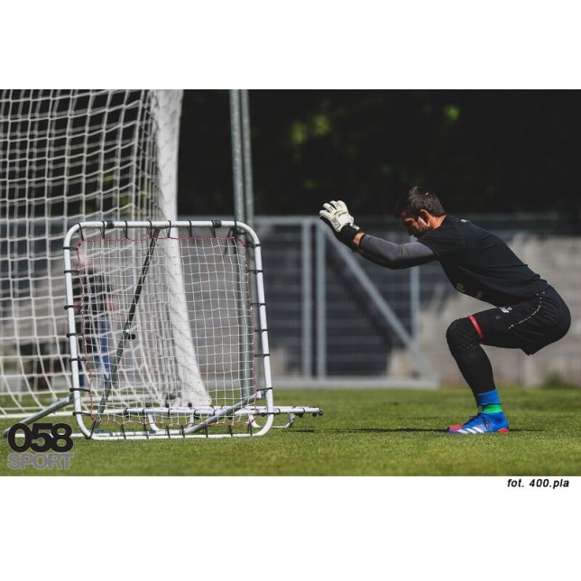 Futbolo kamuolio atmušimo sienelė