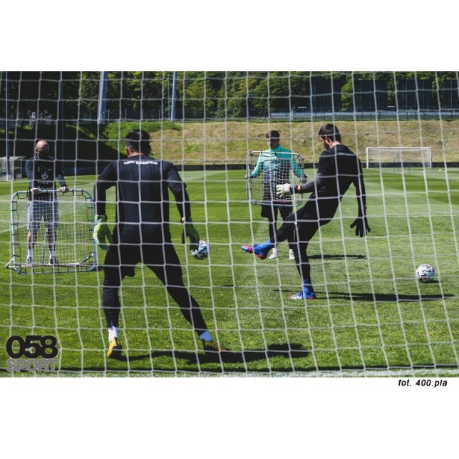 Futbolo kamuolio atmušimo sienelė