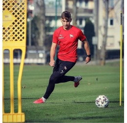 Futbolo sienelė "ELITE" 180cm