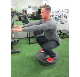 "BOSU" pusiausvyros treniruoklis