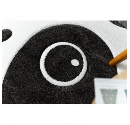 Baltas kilimas - PANDA