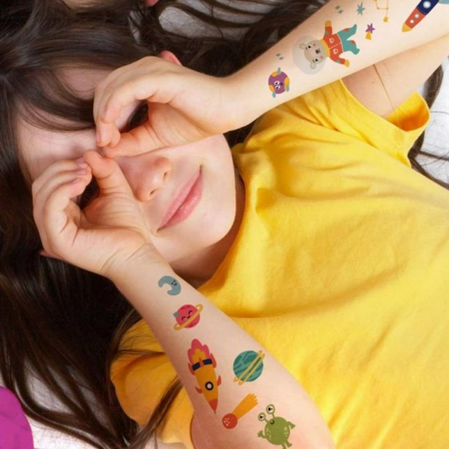 Dodo vaikiškos laikinos tatuiruotės "Kosmosas"