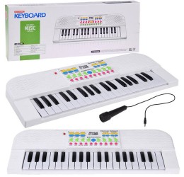 Baltas pianinas su mikrofonu