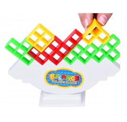 Smagus balansavimo žaidimas ''Tetris''