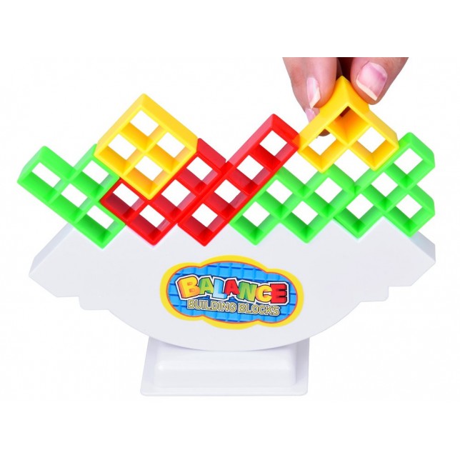 Smagus balansavimo žaidimas ''Tetris''