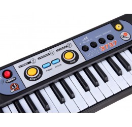 Juodas vaikiškas pianinas