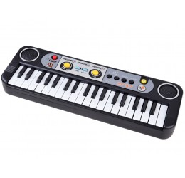 Juodas vaikiškas pianinas