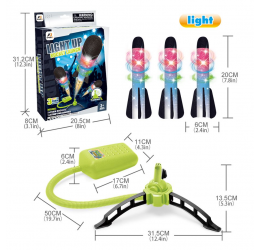 Skraidanti LED raketa iš putplasčio