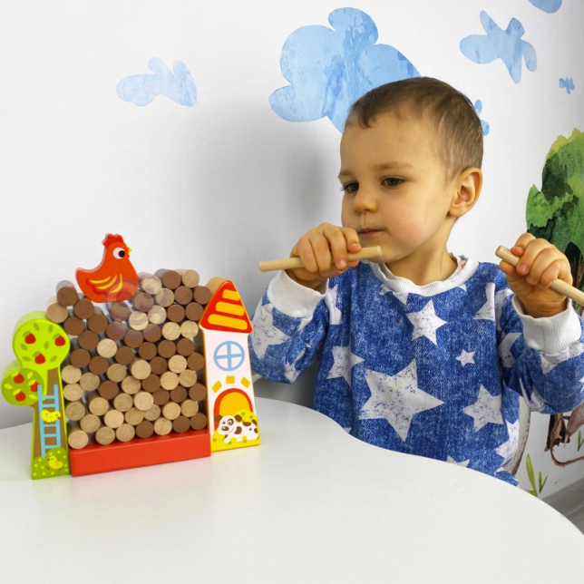 Jenga žaidimas ''Krentanti Višta''