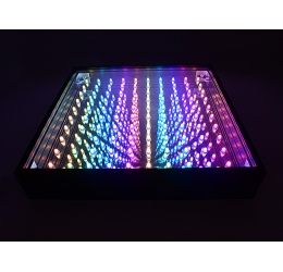 Šviesos skydelis su LED matrica 100