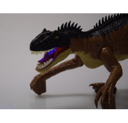 Nuotoliniu būdu valdomas dinozauras