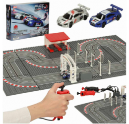 Policijos automobilių lenktynių trasa 64x38,5cm