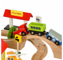 Medinis traukinuko komplektas - railroad city 69 vnt.