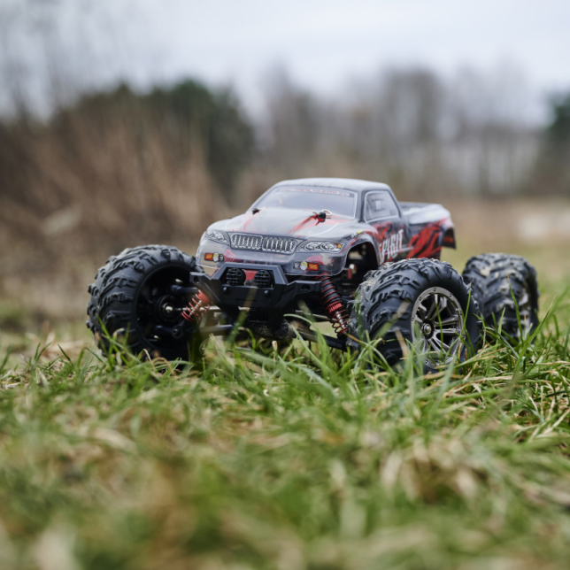 Raudonas RC visureigis - Q901 / 52km/h