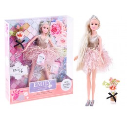 Šviesiaplaukė lėlytė - "Modelis"