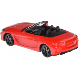 Metalinis raudonas automobilis BMW Z4