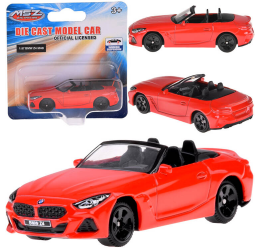 Metalinis raudonas automobilis BMW Z4