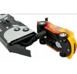 Mini RC lenktynių automobilis „Racer“