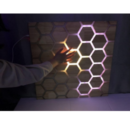 Interaktyvus sieninis šviesų skydelis Honeycomb