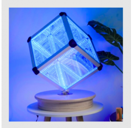 Šviečiantis LED kubas 25 cm