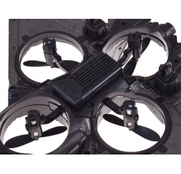 Reaktyvinio naikintuvo formos dronas