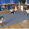 „Essentials™ Spalvotos žvaigždės“ vidaus/lauko kilimas 300x200cm