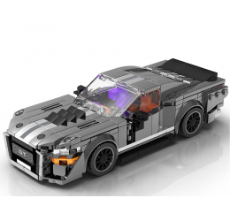 Raudono superautomobilio konstravimo rinkinys