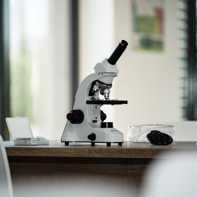 BRESSER mikroskopas Biorit SE 1600x