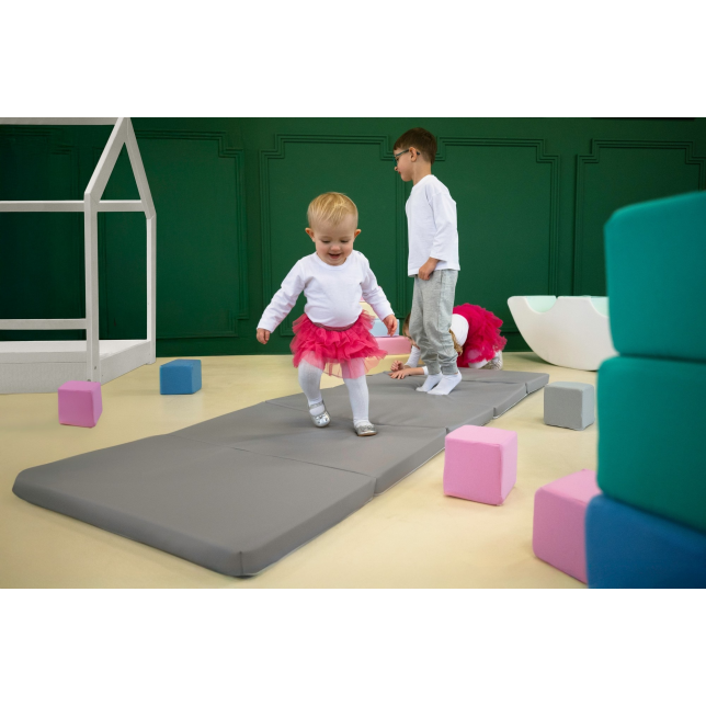 Sulankstomas gimnastikos kilimėlis 210x78cm.
