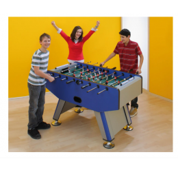 ,,Betzold" stalo futbolas