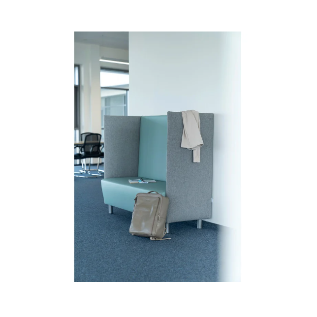 Betzold garsui nepralaidi sofa „SilentSeat“
