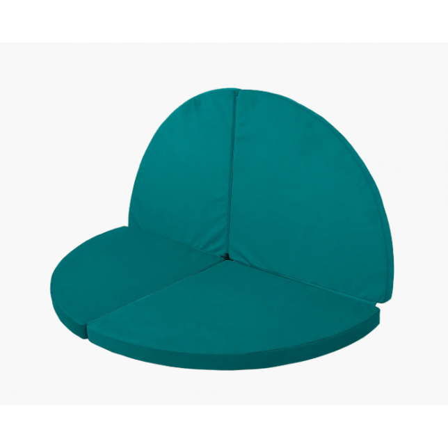 Kampas 3 viename – aksomas