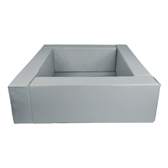 Kamuoliukų baseinas – 2x2 m, aukštis: 60 cm