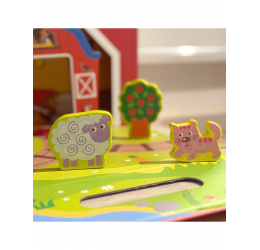 TOOKY TOY medinės fermos figūrėlės lagamine