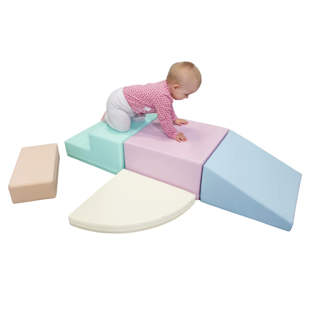 „Corner Climber“ – minkštas motorikos lavinimo rinkinys