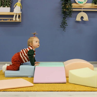 ,,Little Crawler" minkštas tyrinėjimo ir judėjimo rinkinys