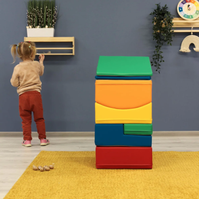 ,,Little Crawler" minkštas tyrinėjimo ir judėjimo rinkinys, daugiaspalvis